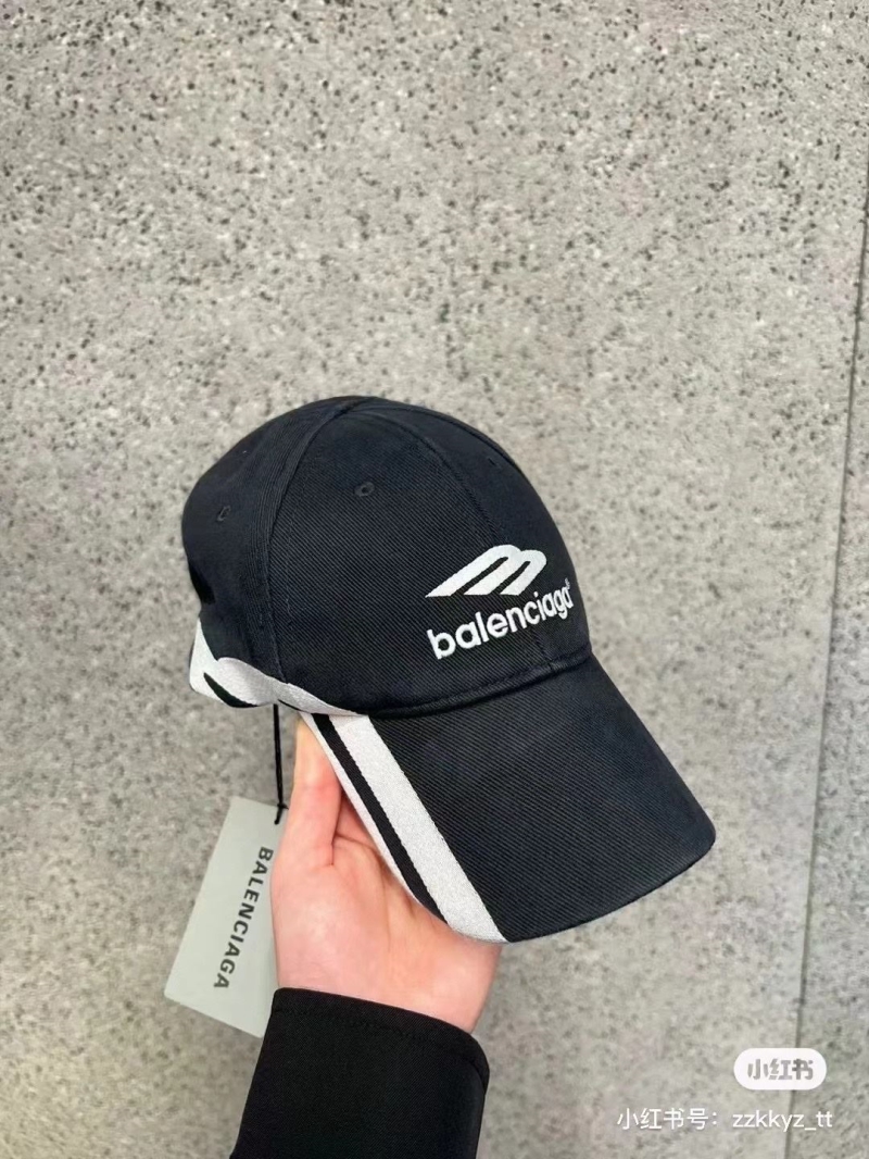 BALENCIAGA